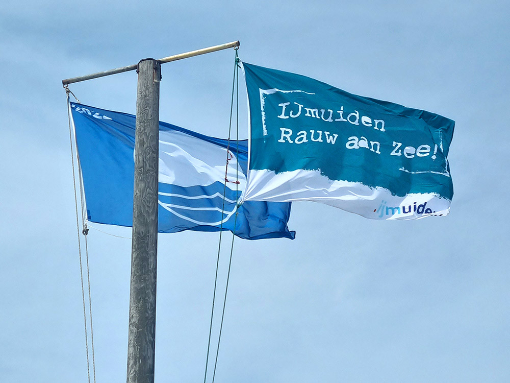 Stranden IJmuiden aan Zee en Noordpier krijgen blauwe vlag
